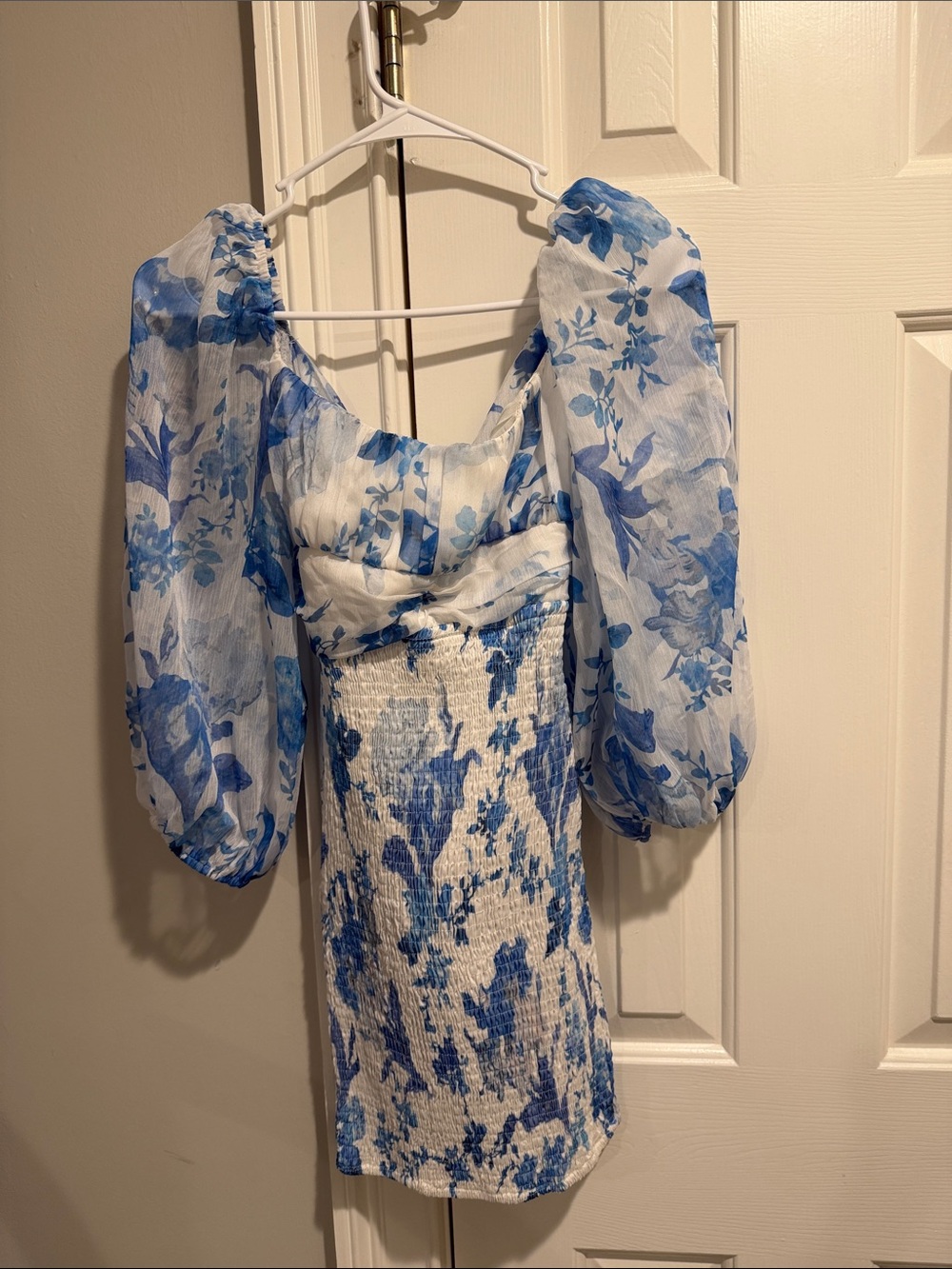 Selfie Leslie Blue and White Floral Off-Shoulder Mini Dress